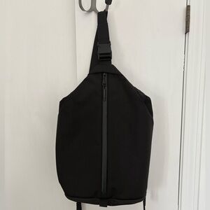AER SF Sling Bag